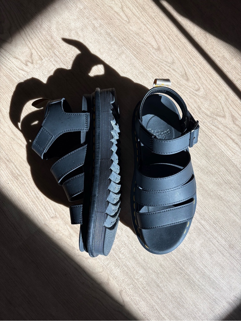 Doc Marten’s Blaire Hydro Leather Sandals - Picture 5 of 6